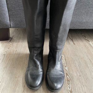 Women's riding boots
